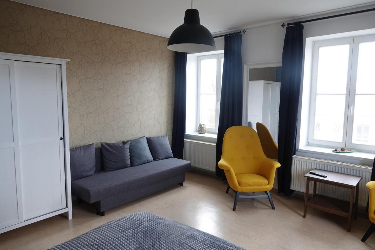 Hotel Hafenstunde à Neubrandenbourg Extérieur photo