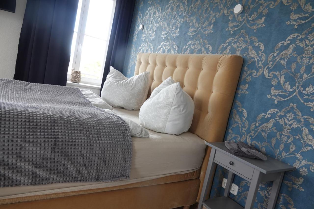 Hotel Hafenstunde à Neubrandenbourg Extérieur photo